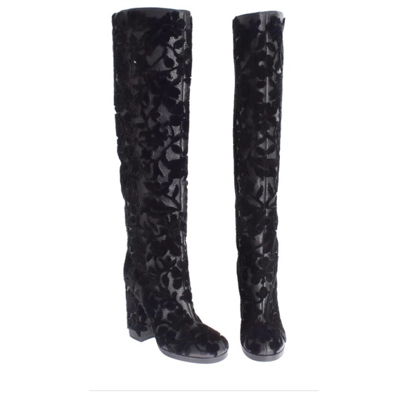 Dolce and Gabbana Boots 39